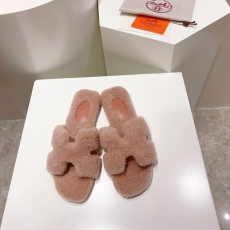 Hermes Slippers